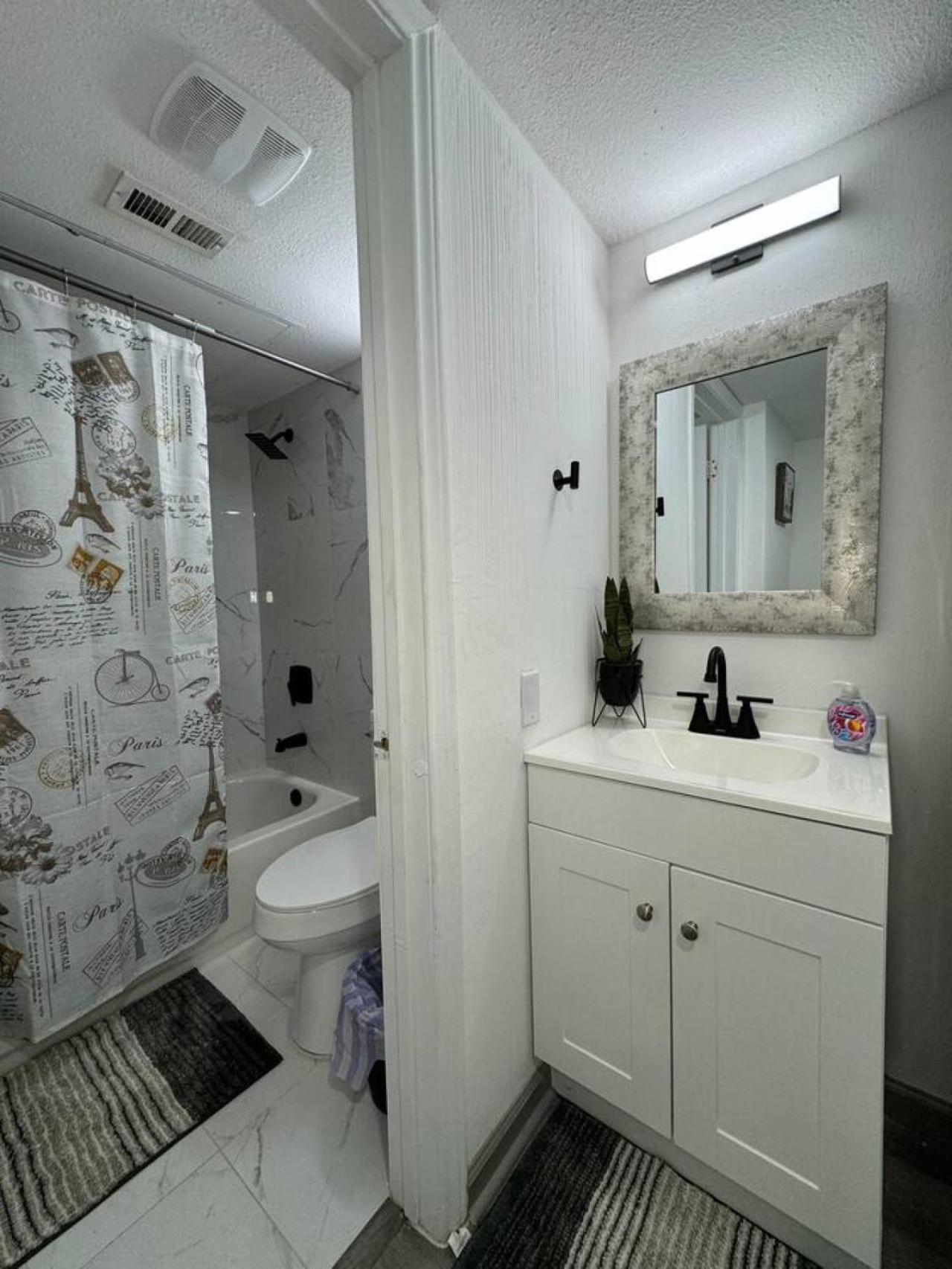 Downtown Cozy Abode 5 Min From Field 1bd *