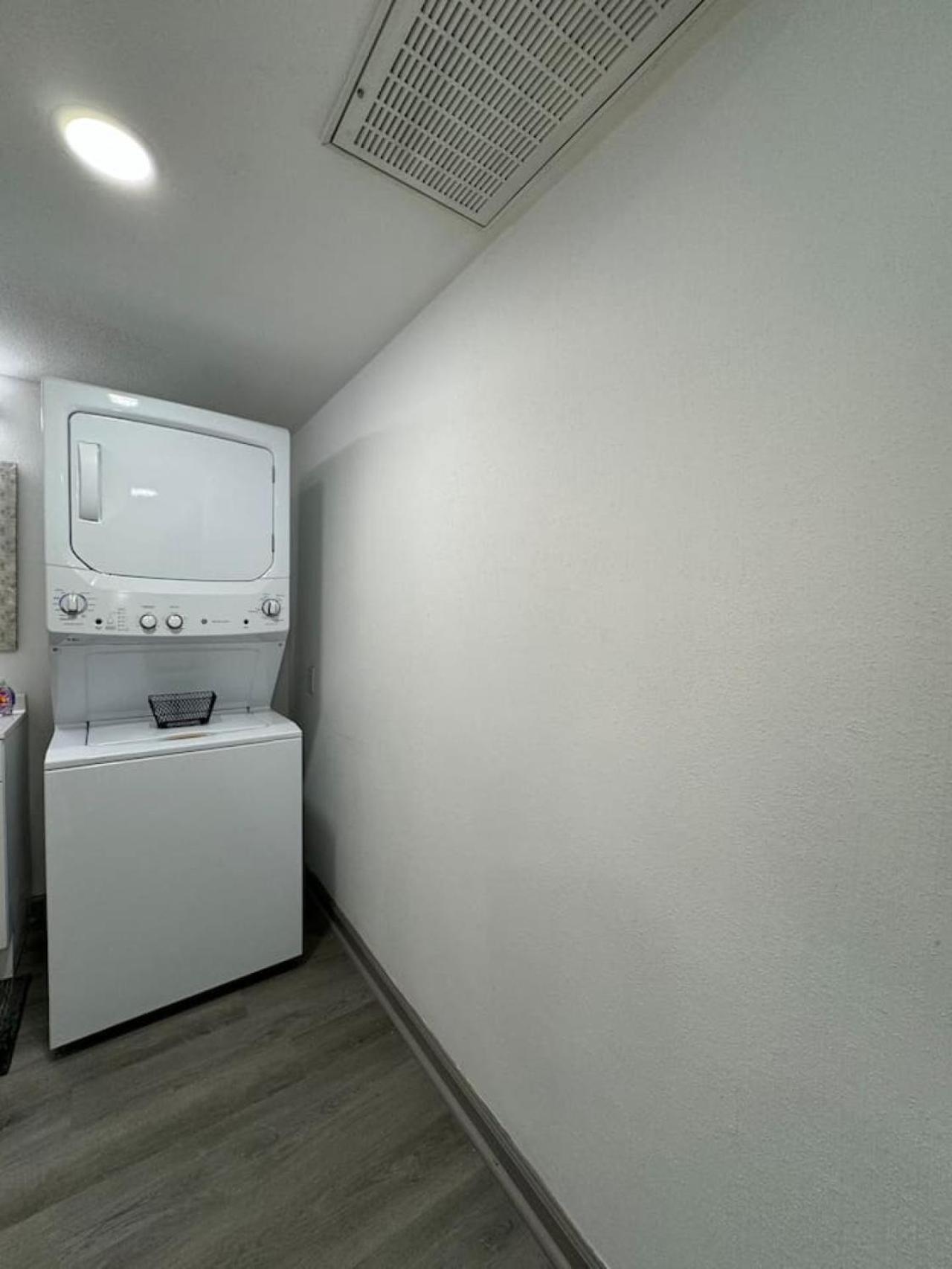 Downtown Cozy Abode 5 Min From Field 1bd Apartment Dallas