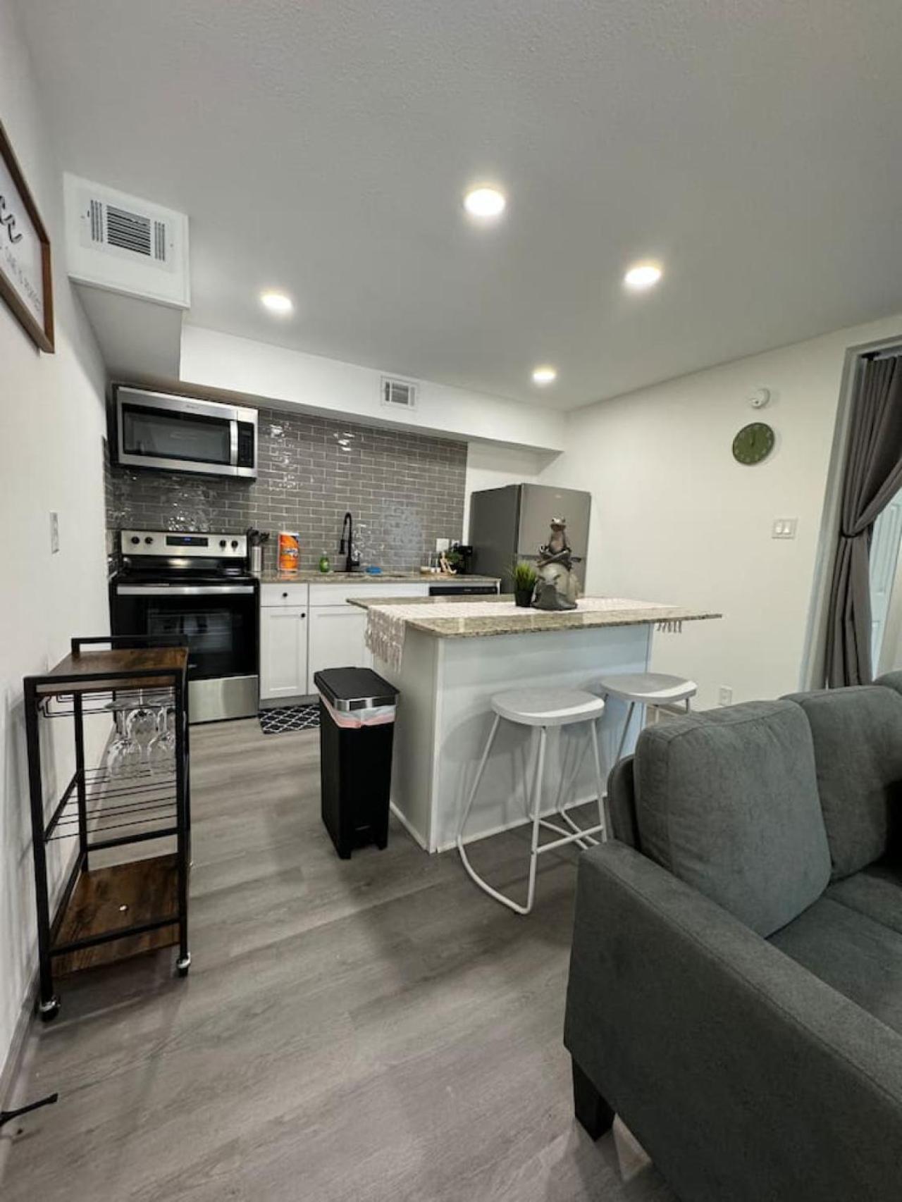 Downtown Cozy Abode 5 Min From Field 1bd * Dallas