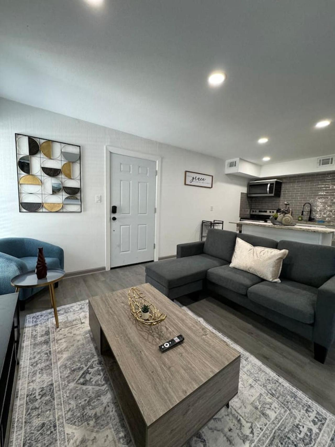 Downtown Cozy Abode 5 Min From Field 1bd Dallas
