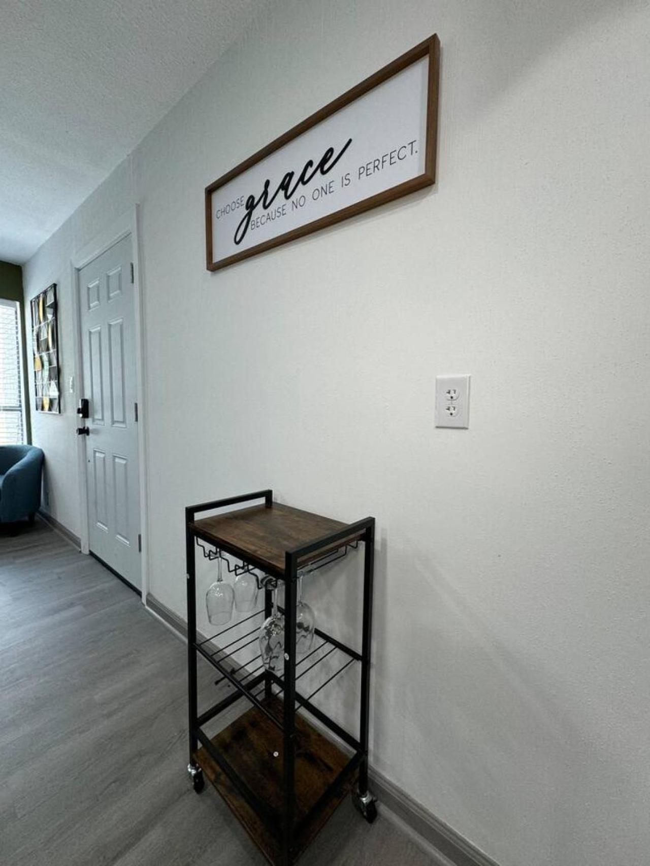 Apartment Downtown Cozy Abode 5 Min From Field 1bd *