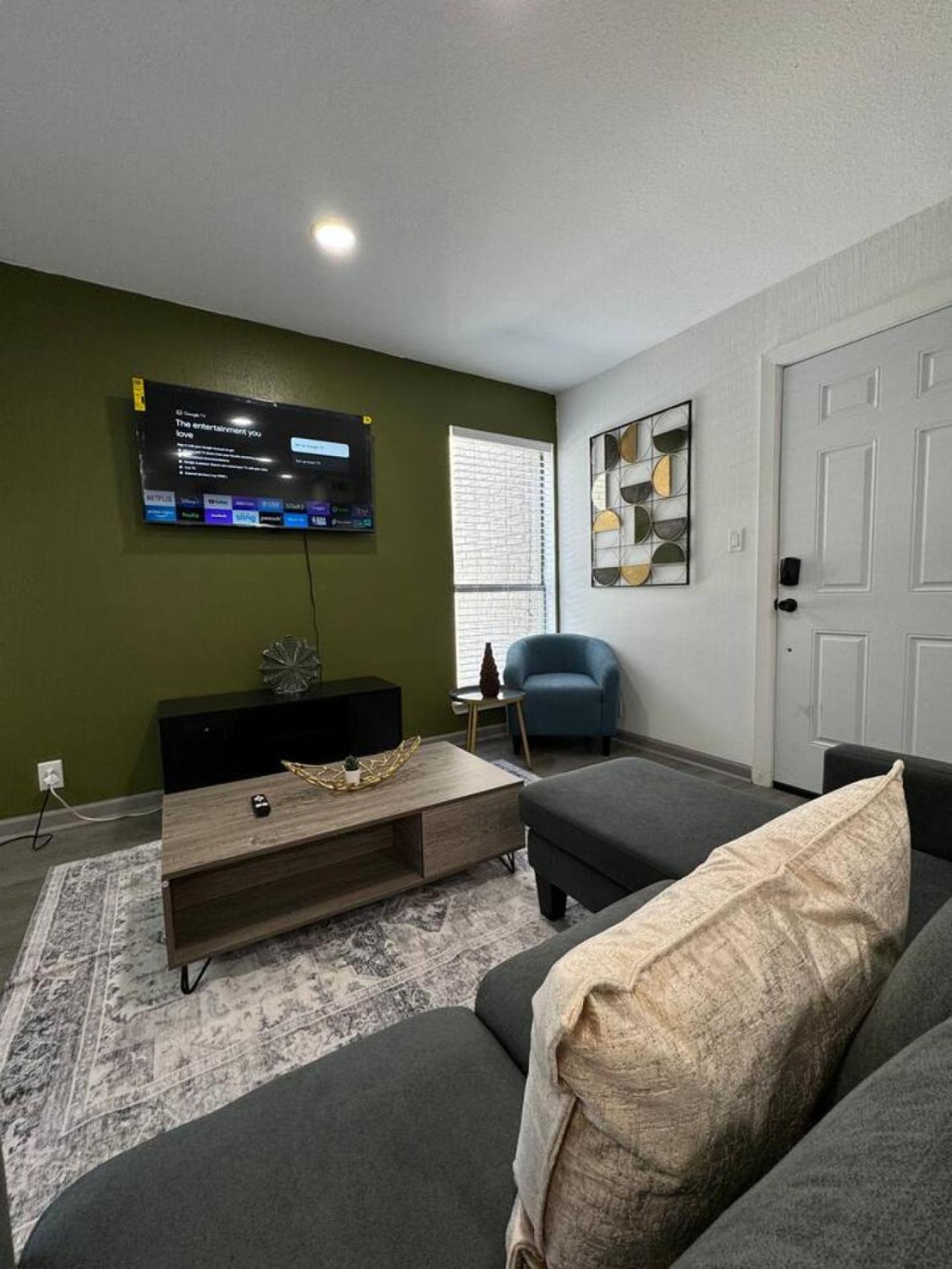 Apartment Downtown Cozy Abode 5 Min From Field 1bd